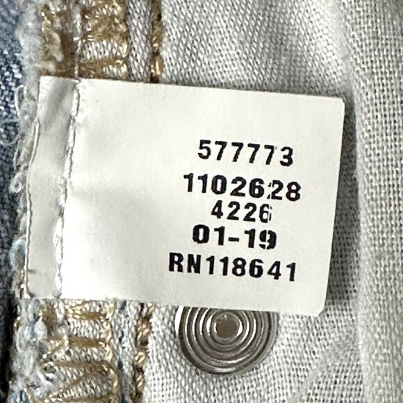 Lane Bryant MidRise Girlfriend Crop Wm Sz 28 Embellished Light Wash Casual Jeans - Picture 12 of 13